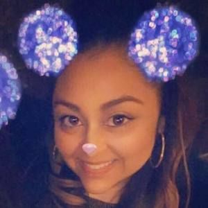 Meet your Posher, Evelyn